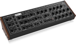 Behringer PRO-1 Analog Synthesizer - 4