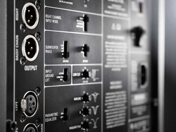 Neumann KH 805 A 10 inç Aktif Subbass - 3